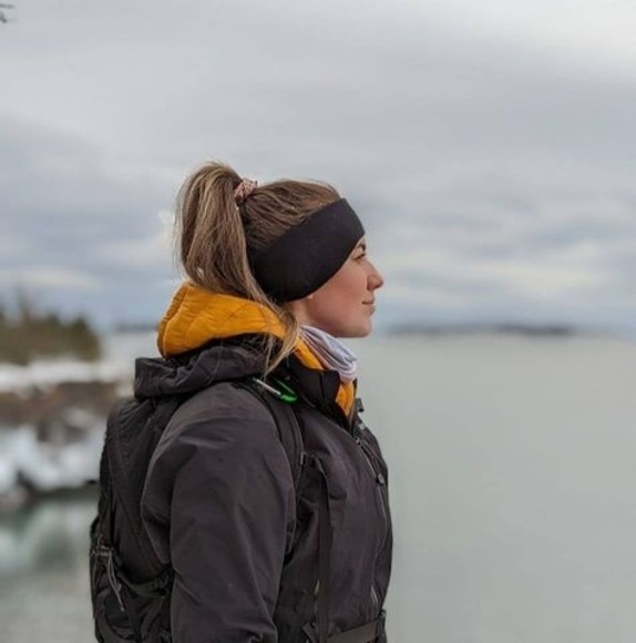 Meet your Posher, Alexia - Picture 1 of 1